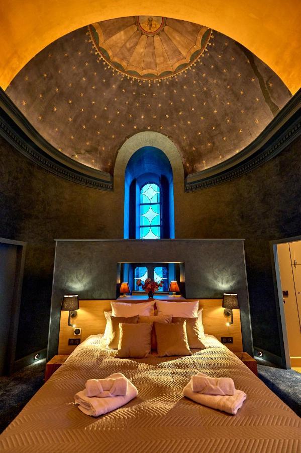 La Chapelle, Les Suites Du Palais, L'Unique 5 Etoiles De Nevers, Suite D'Exception, By Primo C0Nciergerie Exteriér fotografie