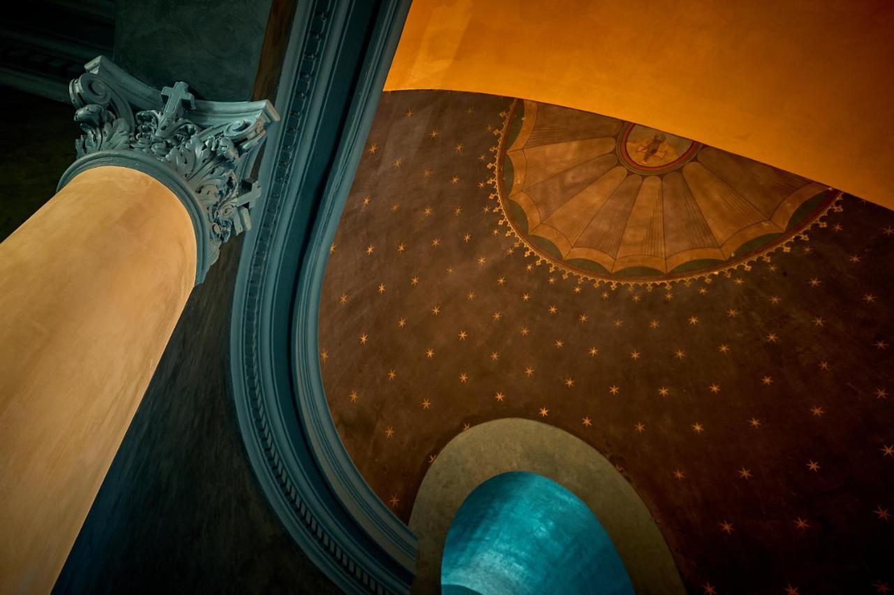 La Chapelle, Les Suites Du Palais, L'Unique 5 Etoiles De Nevers, Suite D'Exception, By Primo C0Nciergerie Exteriér fotografie