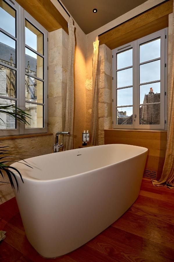 La Chapelle, Les Suites Du Palais, L'Unique 5 Etoiles De Nevers, Suite D'Exception, By Primo C0Nciergerie Exteriér fotografie